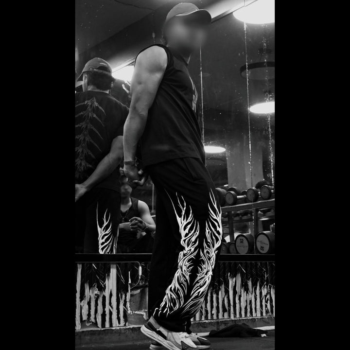 Person Wearing Baggy Pants in gym